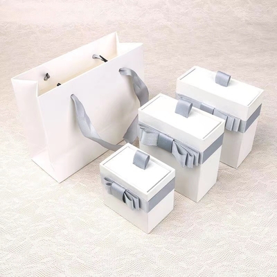 Kleine Geschenkboxen ODM-Halsketten-weiße Grey Kraft Paper Jewelrys mit Fach