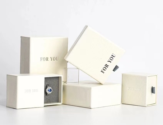 Soem-ODM-bereiteten magnetische Papierschmuck-Geschenkboxen Pappschmuckkästchen auf