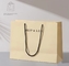 Grosgrain-Griff-Matte Black Paper Bag Gold-heiße stempelnde Kleinpapiereinkaufstasche